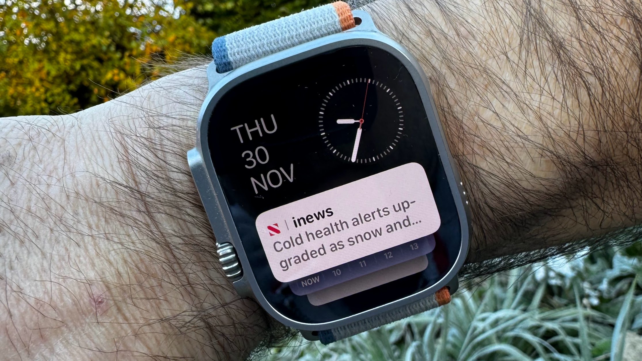 The Apple Watch may get a new life as a camera-equipped AI device