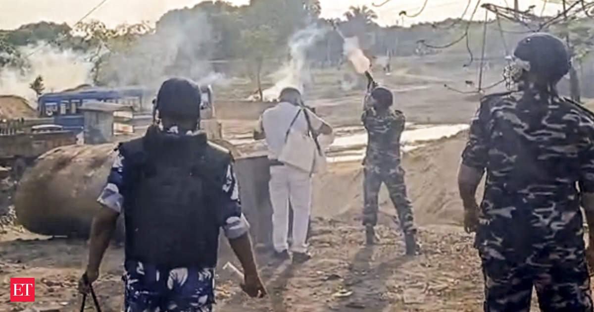 ‘More than 200 arrested’ for Murshidabad violence