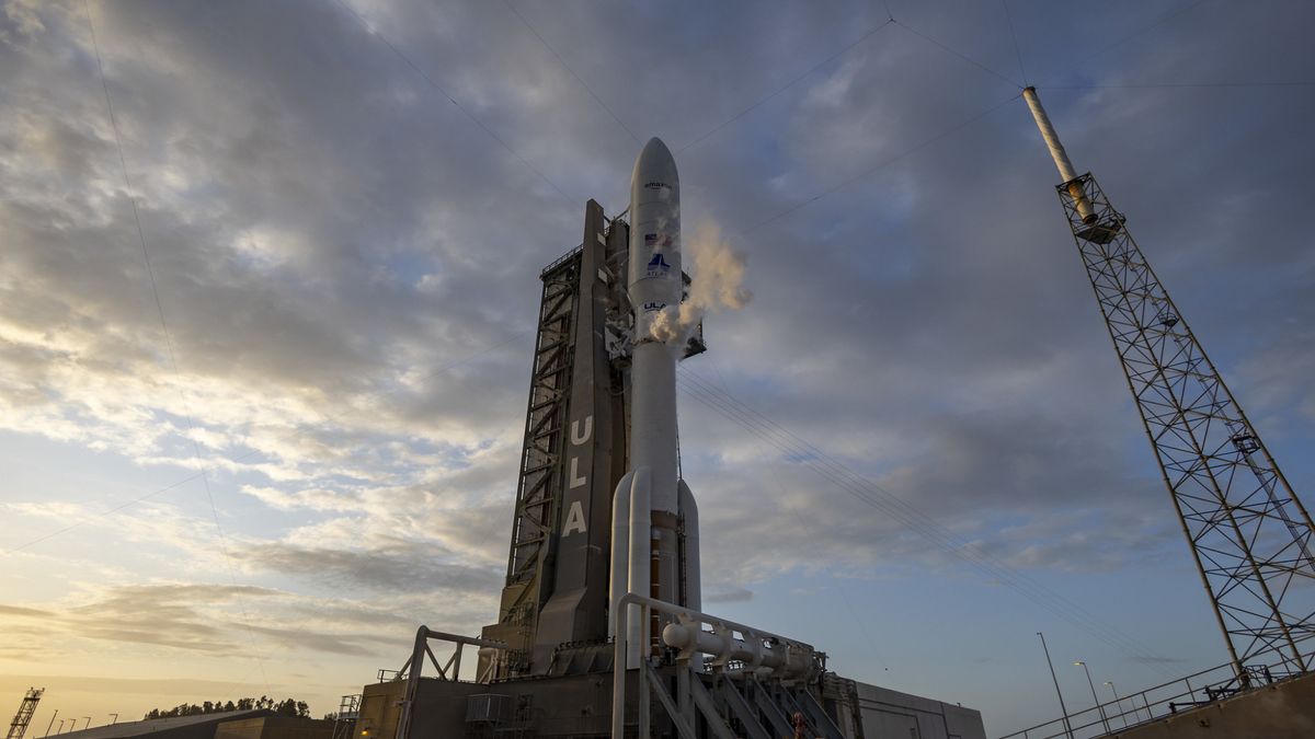 Amazon’s Kuiper 1 internet satellites get new April 28 launch date on Atlas V rocket after delay