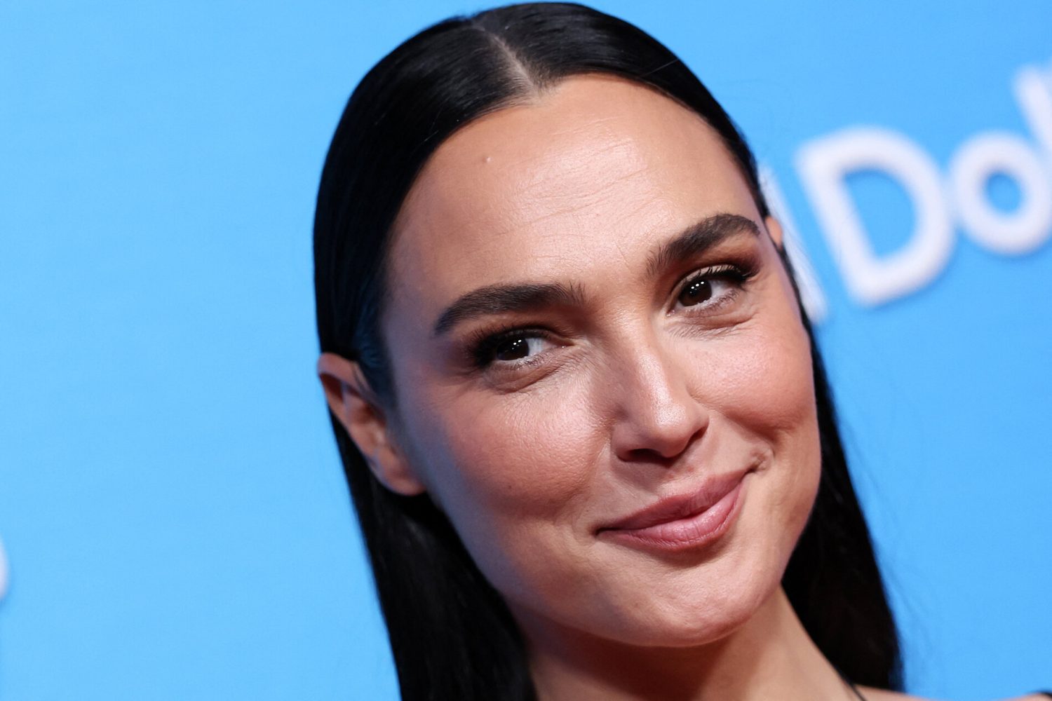 Gal Gadot’s entire Snow White performance feels like an unintentional try not to laugh challenge