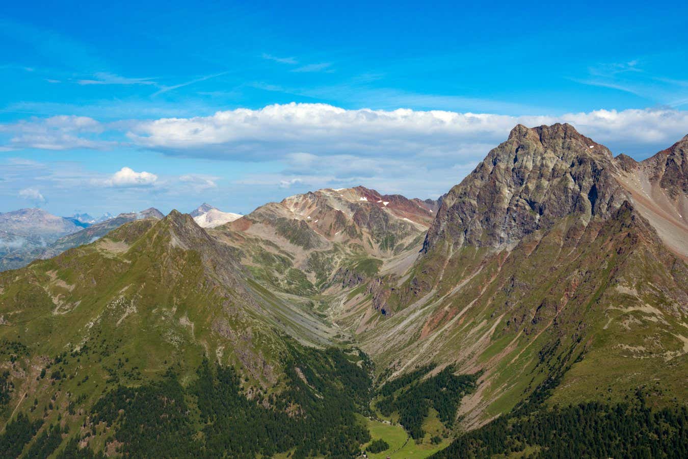 A clean energy source may be lurking beneath mountain ranges