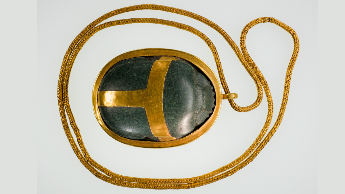 Hatnefer’s heart scarab: An exquisite ancient Egyptian gold necklace inscribed with the Book of the Dead