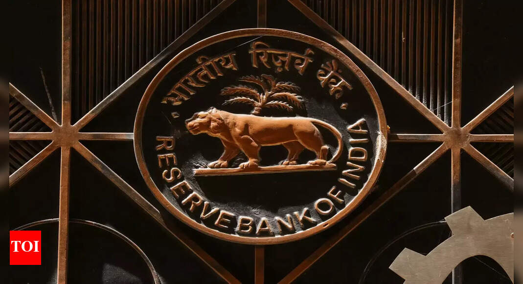 RBI to transfer Rs 2.7 lakh crore as dividend to govt, a record