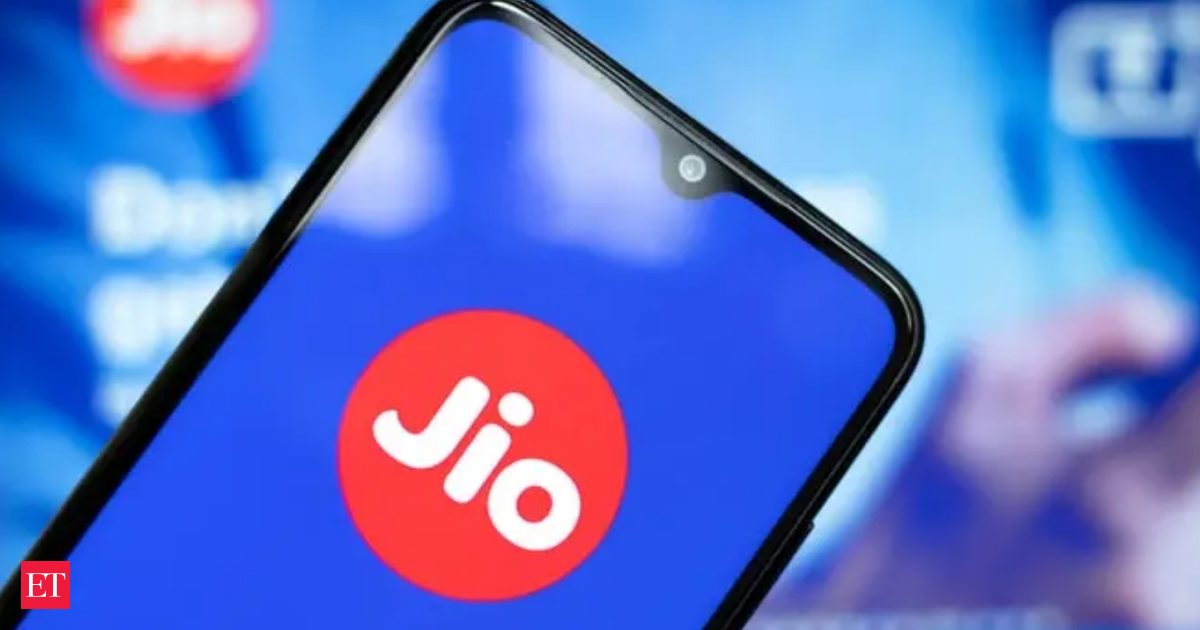 Jio seeks nod from telecom regulator to use 26 GHz band for WiFi