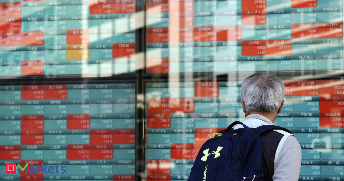 Asian stocks set for weak start as US gains fade