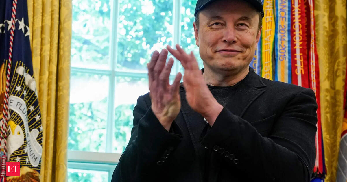 Musk’s black eye goes viral: Here’s the truth