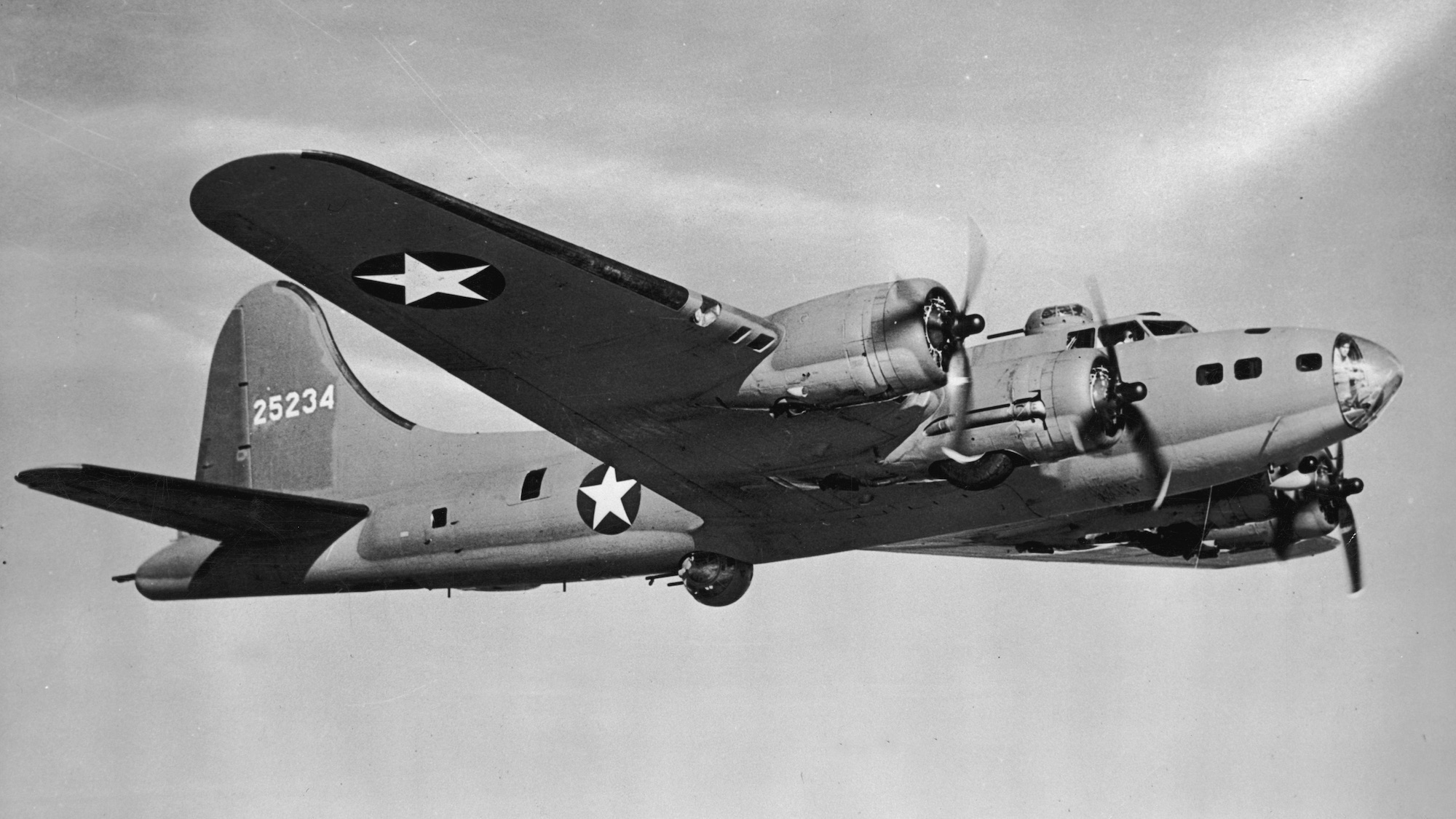 Illinois man has spent 40 years rebuilding a WWII-era B-17 bomber
