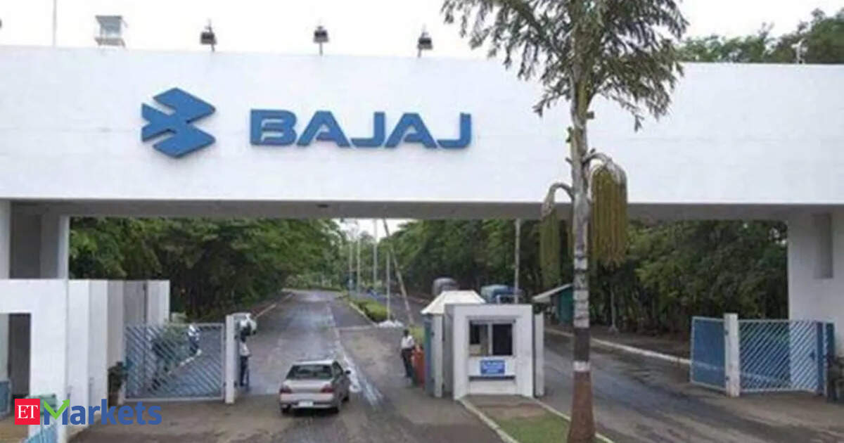 I-Sec downgrades Bajaj Auto to Add, raises target price to Rs 9,900