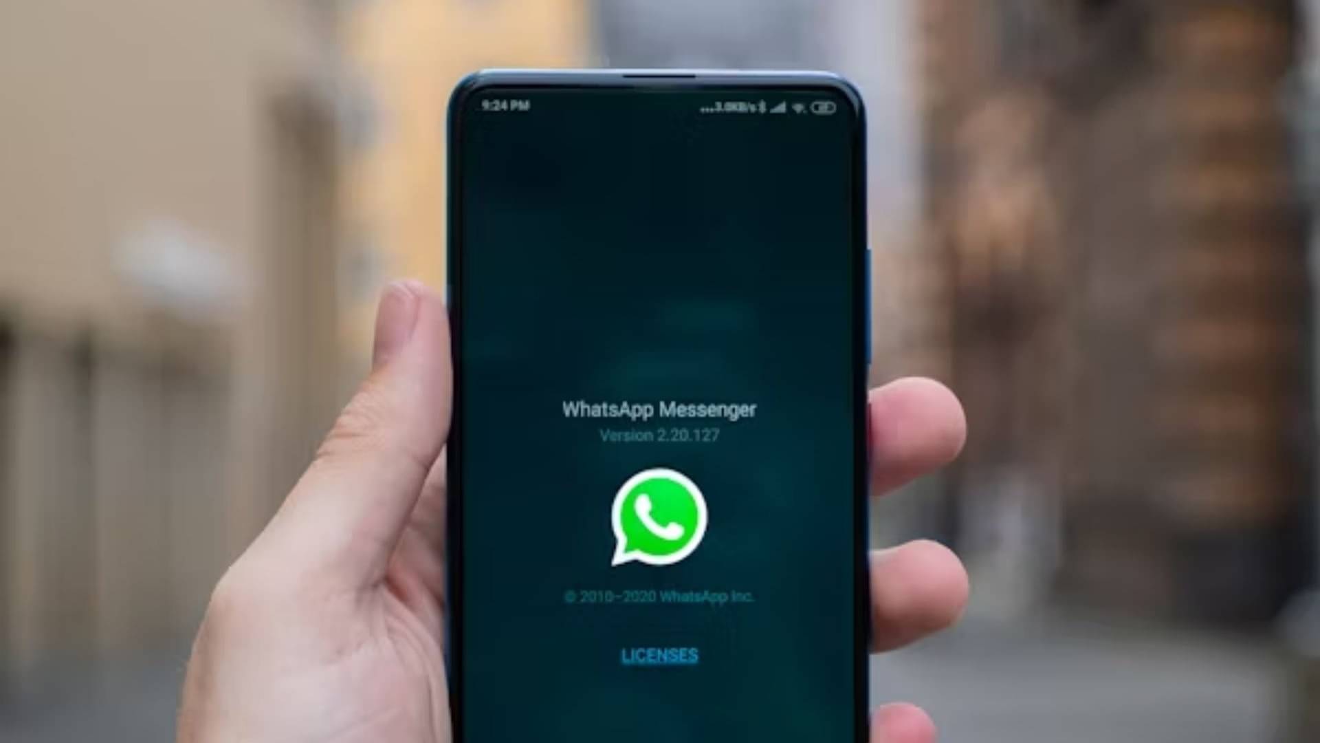 WhatsApp’s Upcoming Feature Will Let You Build Your Own Chatbot, Here’s How