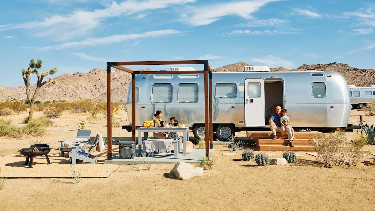 Camping, glamping, motels and more! Here are the best places to stay in Joshua Tree