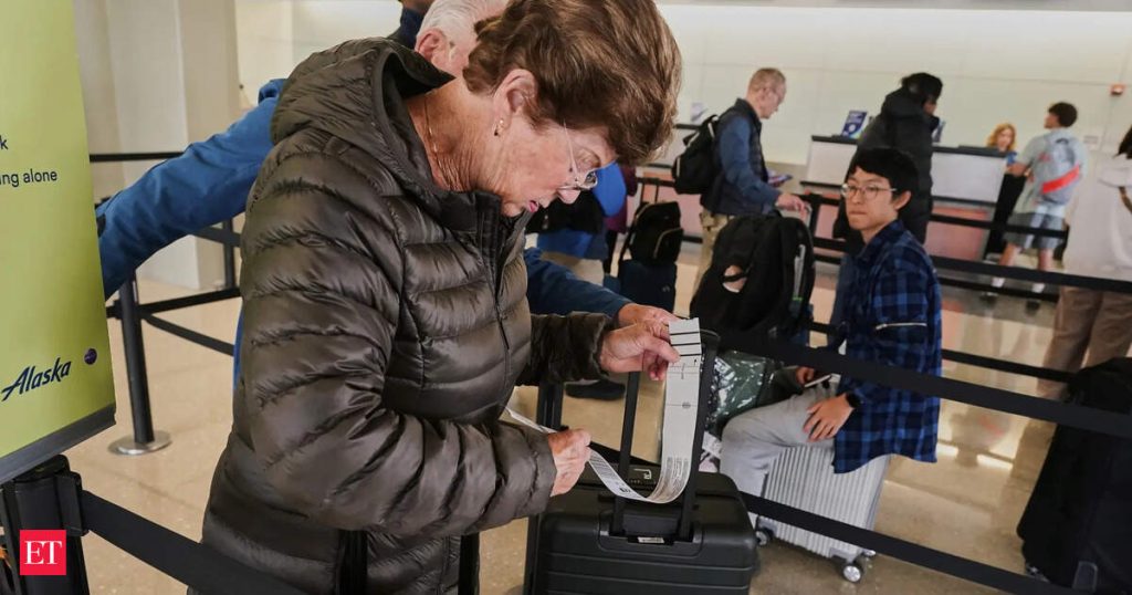 $7.27 billion and counting: How checked baggage fees became a goldmine for airlines