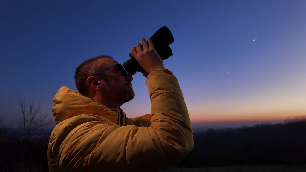 Best beginner binoculars 2025: Convenient, general use and affordable