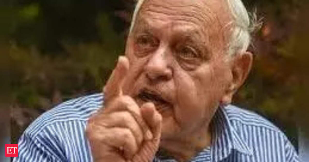 Amarnath yatra’s success will send message that there is peace in Kashmir: Farooq Abdullah