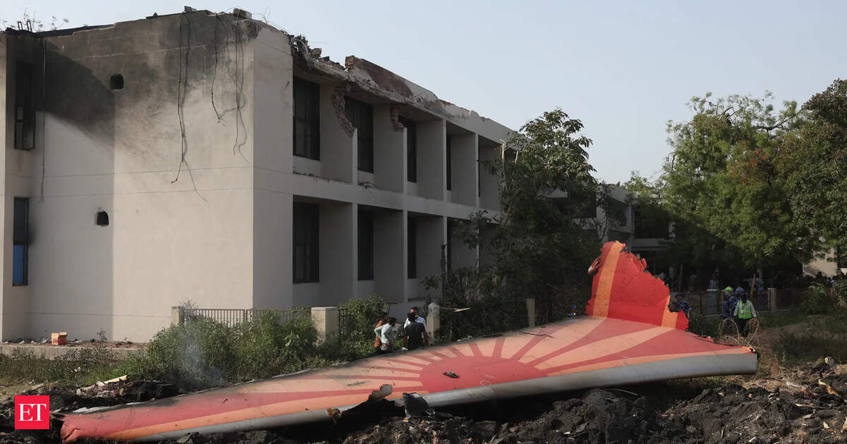 Tata to provide Rs 1 cr to crash victims’ families