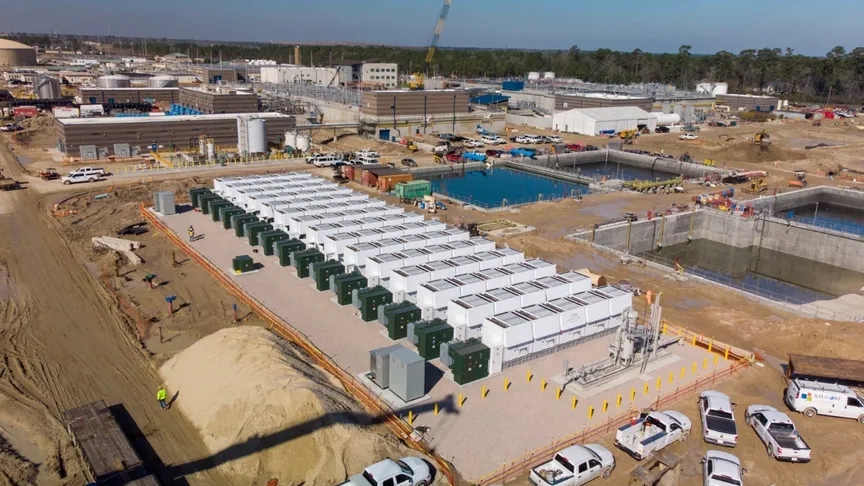 Texas finalizes $1.8B to build solar, battery, and gas-powered microgrids
