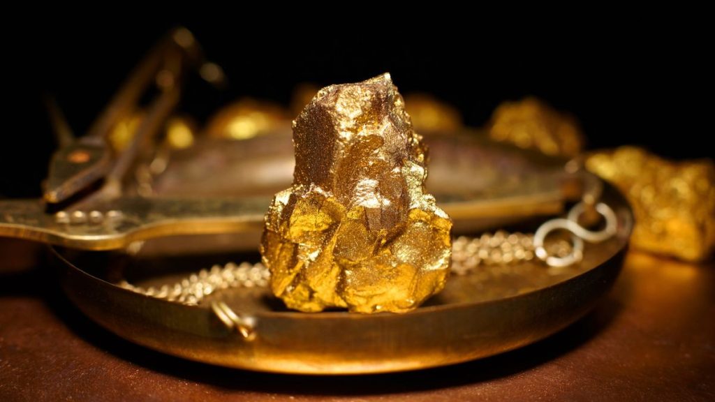 How much gold is there in the world?