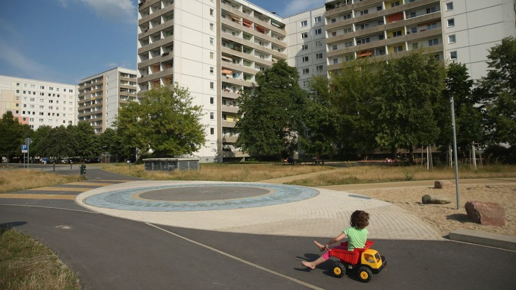 How long would it take for humans to go extinct if we stopped having babies?