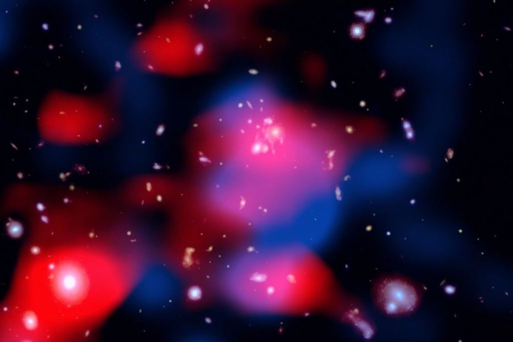 Astonishing ‘halo’ of high-energy particles around giant galaxy cluster is a glimpse into the early universe