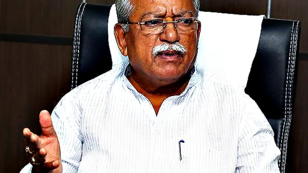 Siddaramaiah has instructed Rayaraddi to say govt. has no funds, says Ramesh Jigajinagi