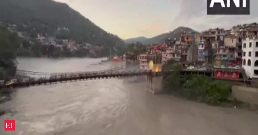 Himachal reels under Monsoon fury: 23 flash floods, 19 cloud bursts, 16 landslides