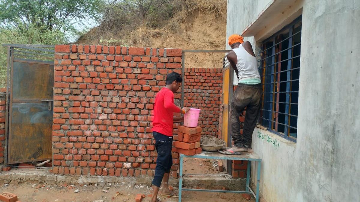 young-medico’s-campaign-brings-smart-school-to-rajasthan’s-chambal-ravines