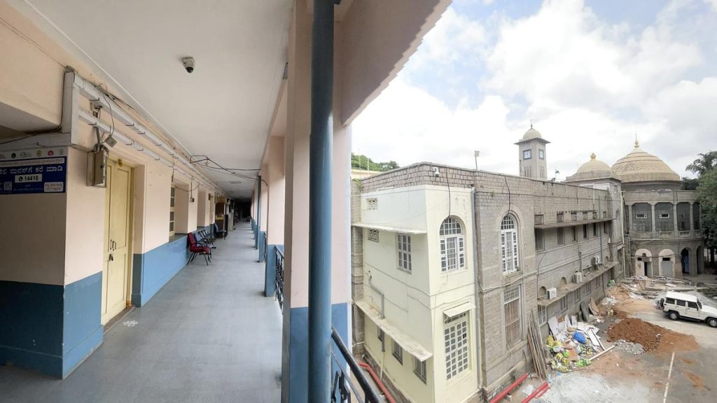 BBMP employees withdraw strike after recent suspensions promised to be rolled back, services affected on Tuesday