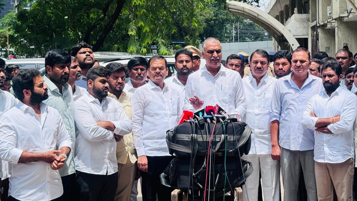 cabinet-during-brs-rule-met-6-times,-took-decisions-on-kaleshwaram-barrages:-harish-rao