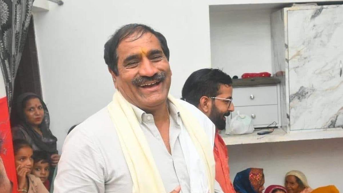 supreme-court-asks-former-haryana-mla-to-surrender-back-to-jail-in-money-laundering-case