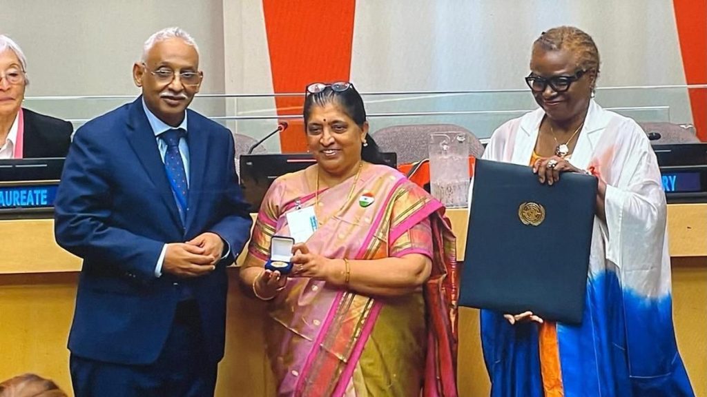 varsha-deshpande-honoured-with-2025-un.-population-award-for-advancing-gender-equality