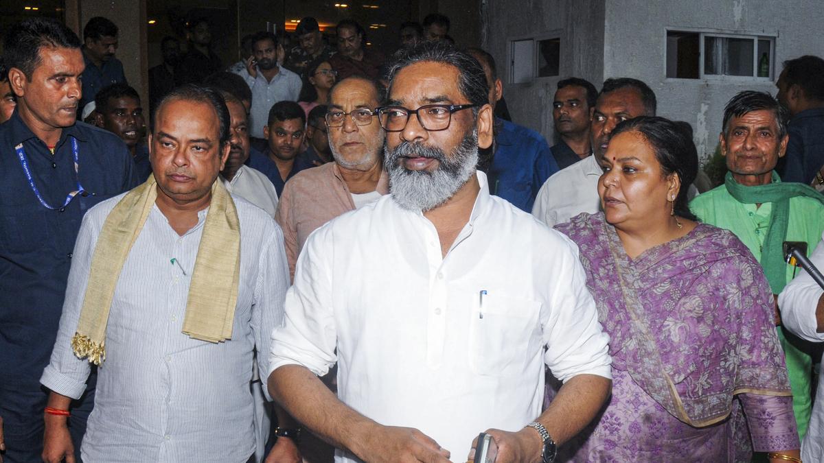 jmm’s-official-x-handle-hacked-by-anti-social-elements:-hemant-soren