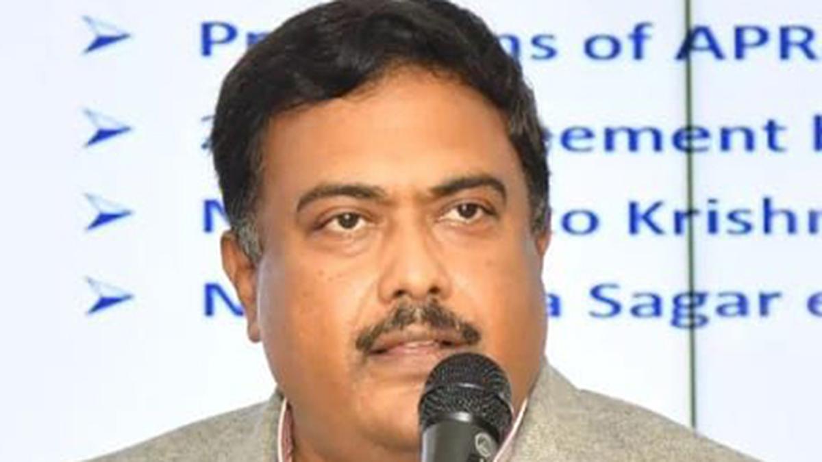 there’s-no-concept-of-clearing-projects-based-on-floodwaters,-says-mojs-ex-advisor