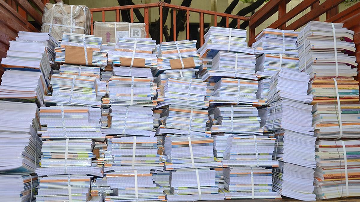 not-demonising-mughal-rulers-in-textbooks:-ncert-social-science-panel-head