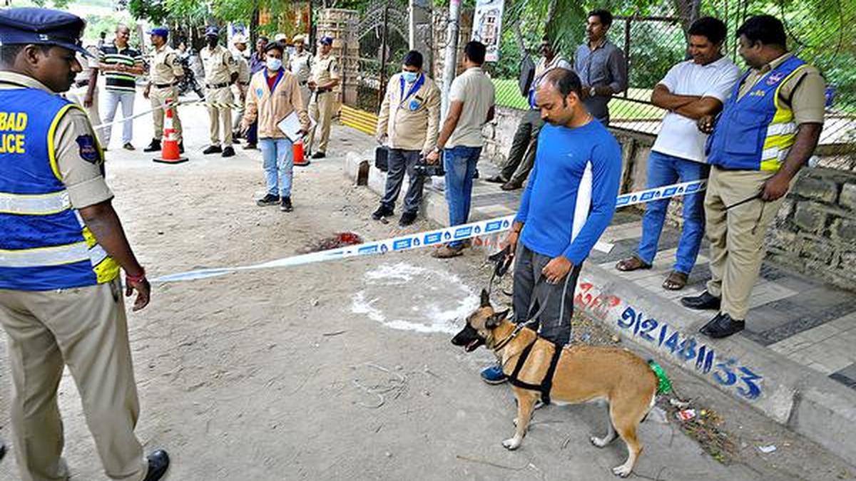two-shootings-in-12-hours:-multiple-teams-deployed-to-trace-absconding-suspects