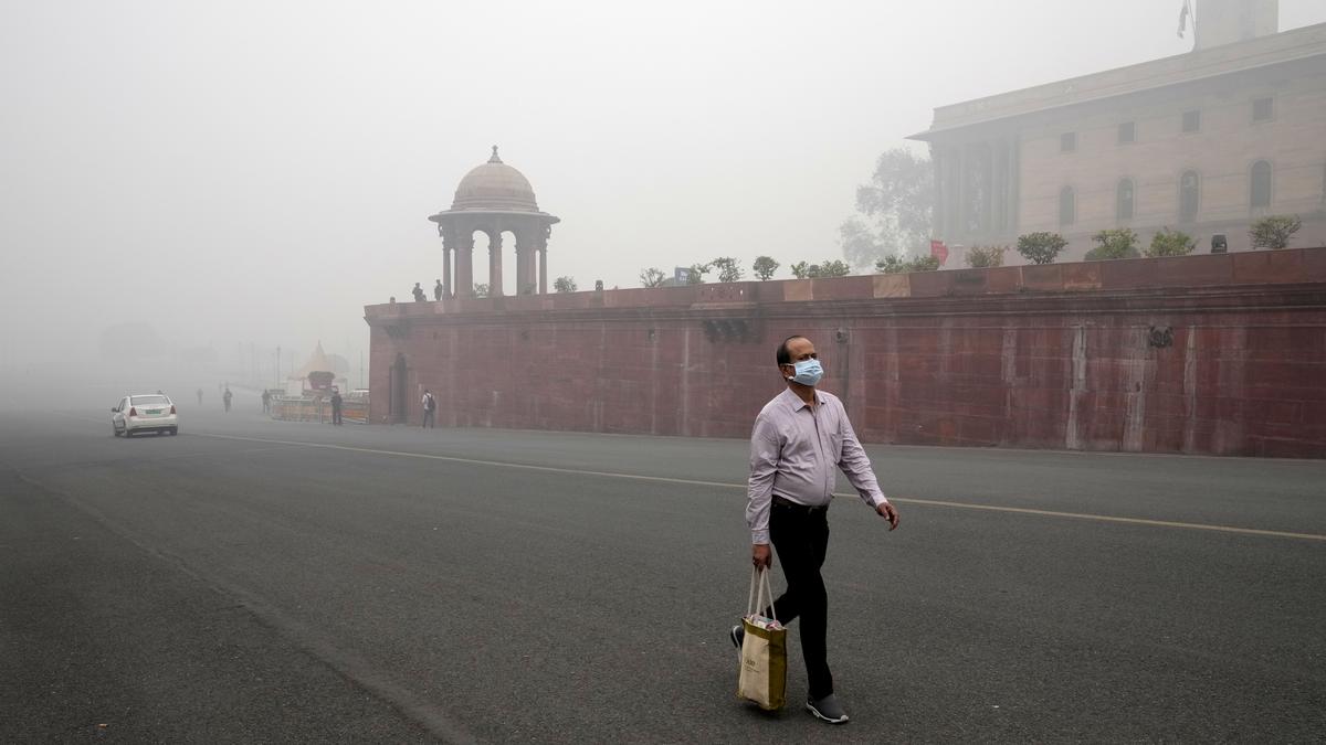 delhi-to-conduct-cloud-seeding-trials-in-september-to-combat-air-pollution:-environment-minister