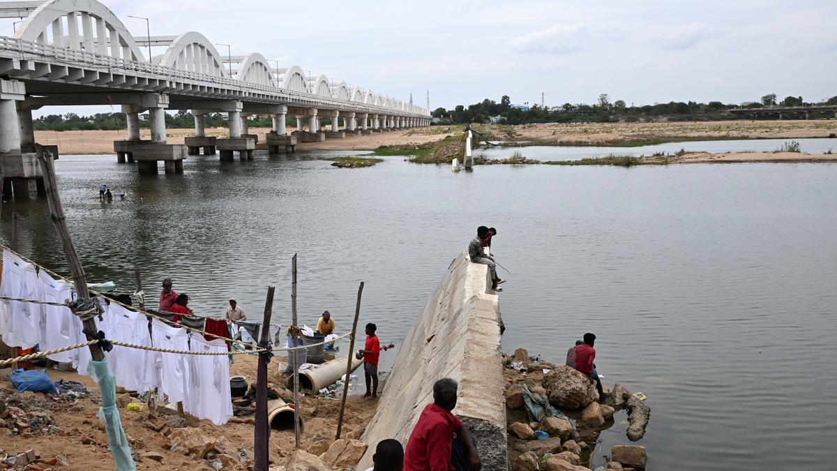 damaged-portion-of-protection-wall-along-kollidam-likely-to-be-rebuilt-soon