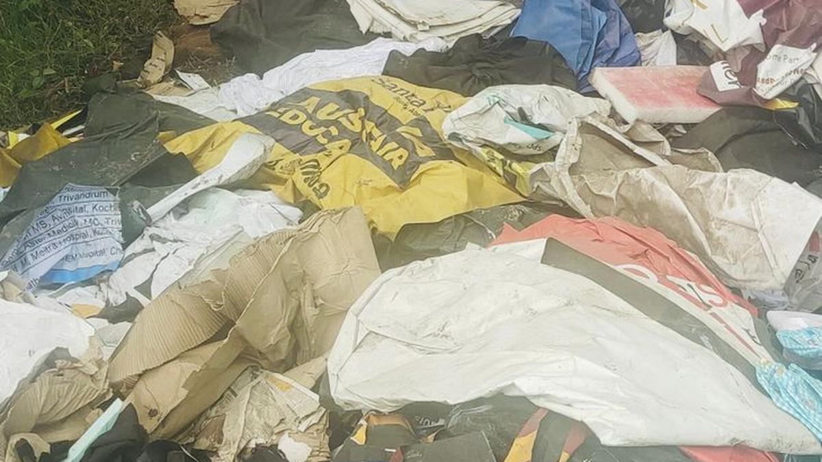 maradu-municipality-charges-₹2-lakh-penalty-for-illegal-waste-dumping