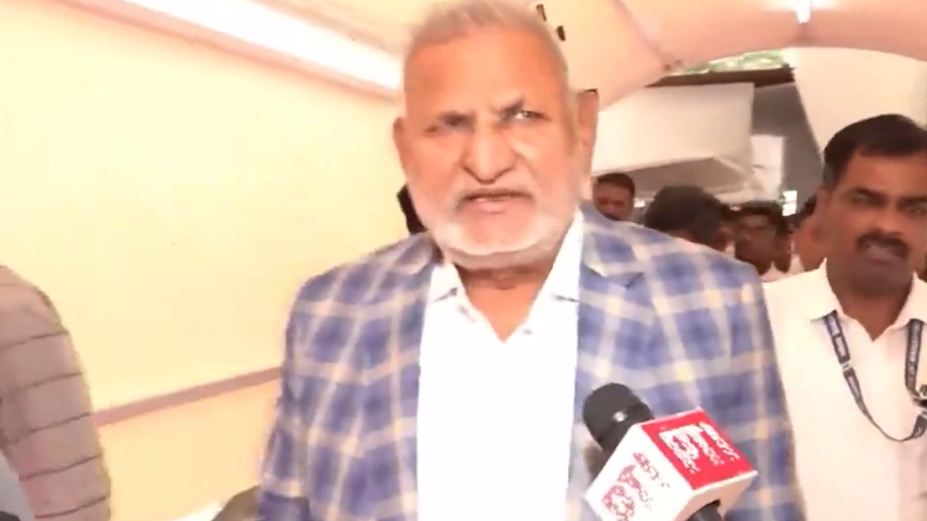 Rohit Pawar Criticizes NCP After Agriculture Minister Caught Gaming in Assembly