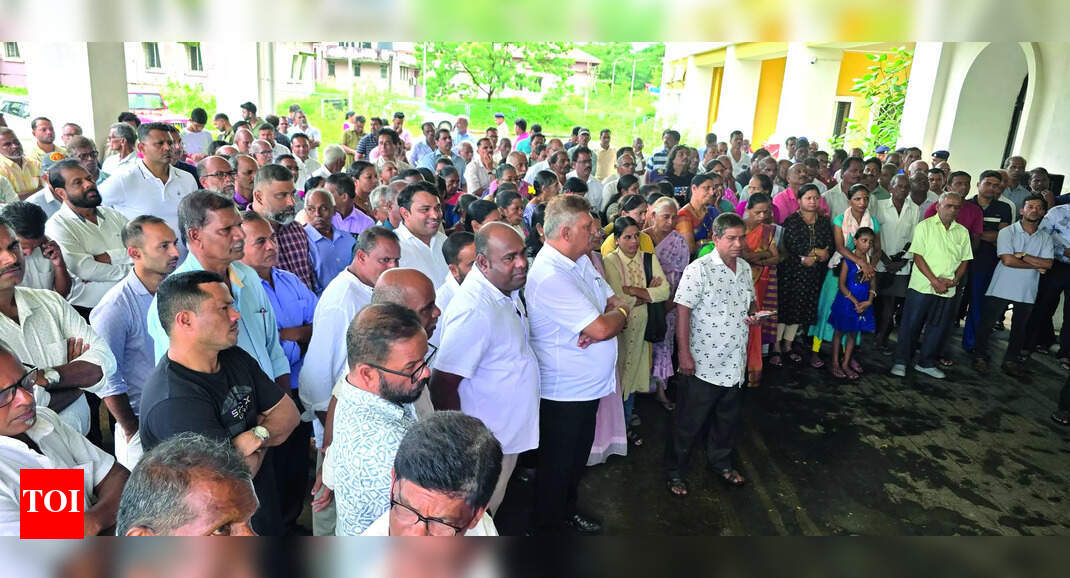 Open Tuem hospital by Jan 26, locals tell govt