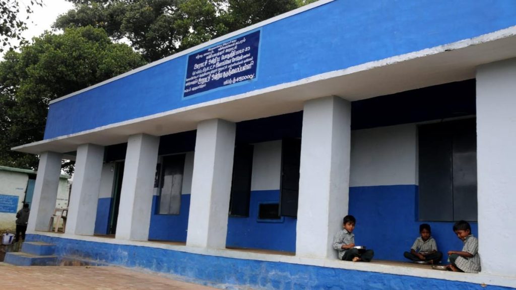 As families migrate, Erode hamlet without roads or power left with only one student