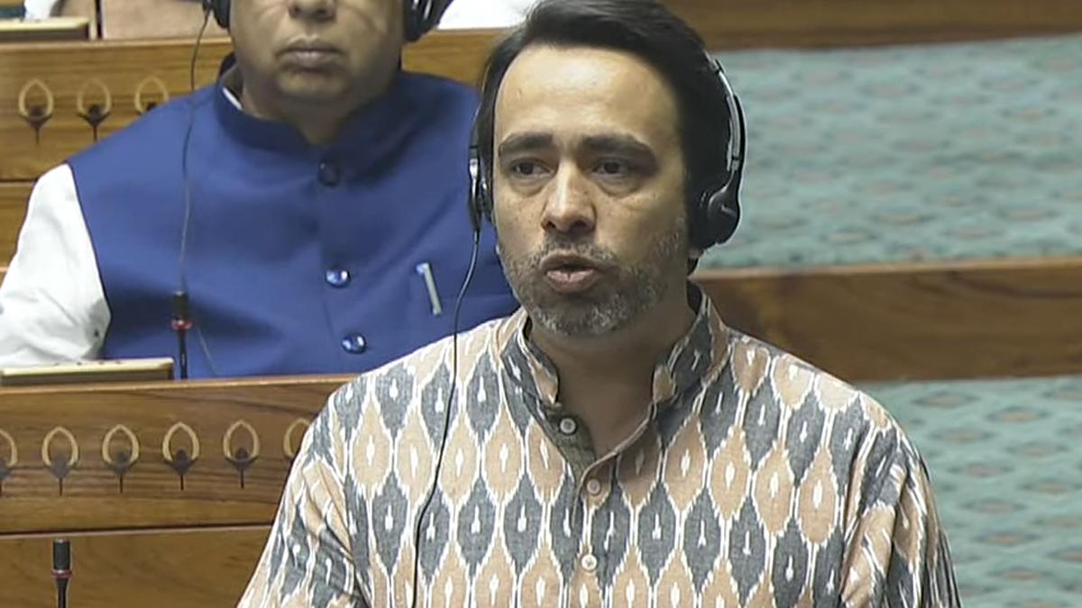 three-language-policy-implementation-is-left-to-states-and-uts,-says-union-minister
