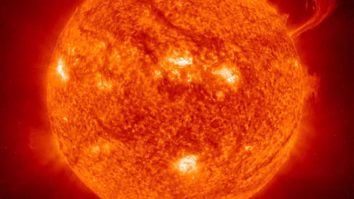 How to safely photograph the sun: As detailed by an expert