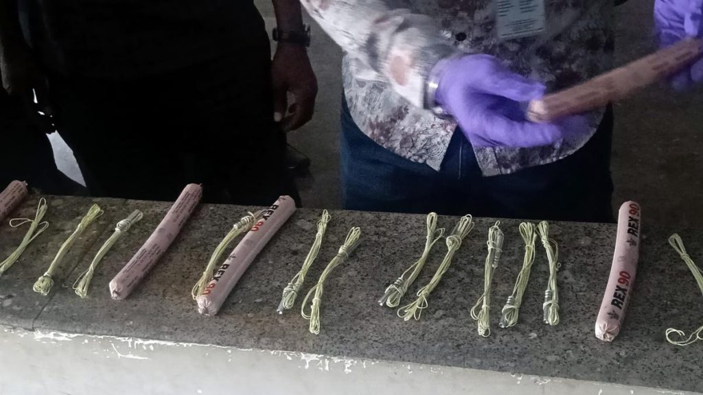 Bengaluru: Gelatin sticks, detonators found outside toilet in Kalasipalya bus stand