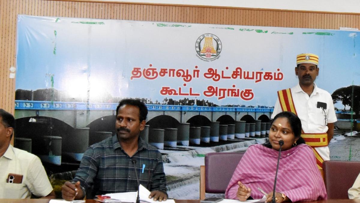 thanjavur-officials-convince-family,-help-class-12-girl-join-college-under-naan-mudhalvan-scheme