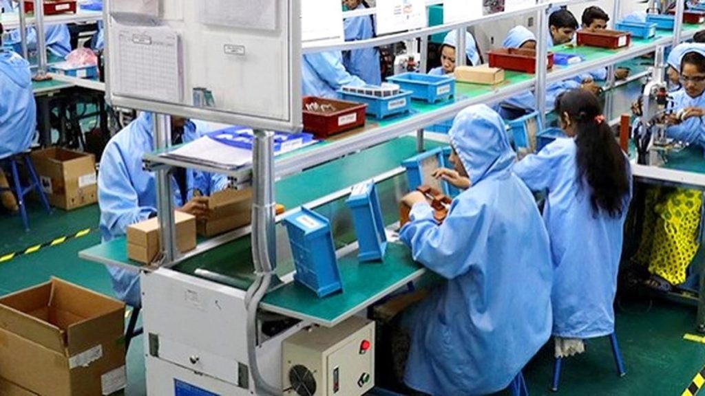 India's mobile phone exports rise 127 times to ₹2 lakh crore in 10 years