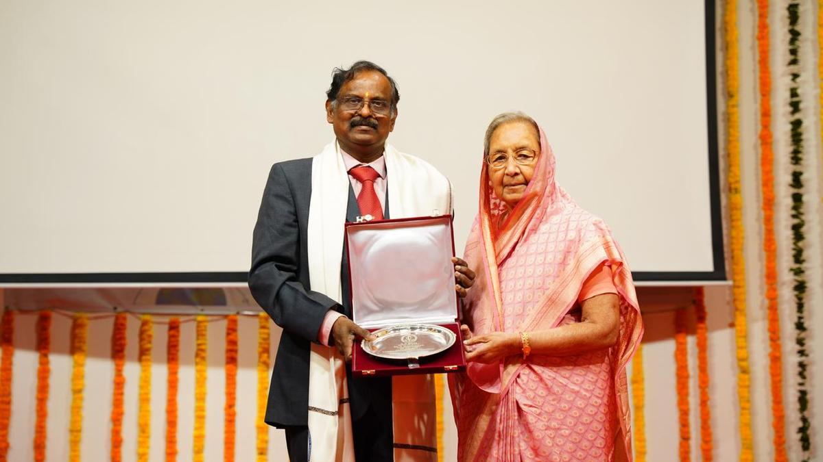 g-p-birla-memorial-award-conferred-on-isro-chairman-v.-narayanan