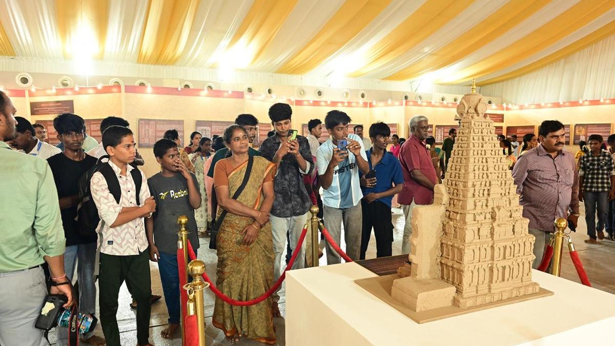 pm-modi-in-tamil-nadu:-gangaikonda-cholapuram-decked-up-to-welcome-pm-modi;-police-tighten-security-ahead-of-visit