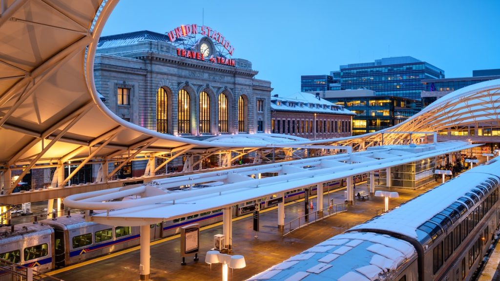 8 of the most beautiful train stations in the U.S.