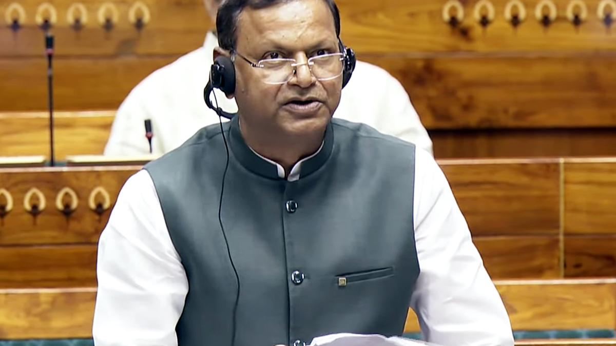 centre-pegs-94%-growth-in-fy26-cess,-surcharge-collections-at-₹5.91-lakh-crore