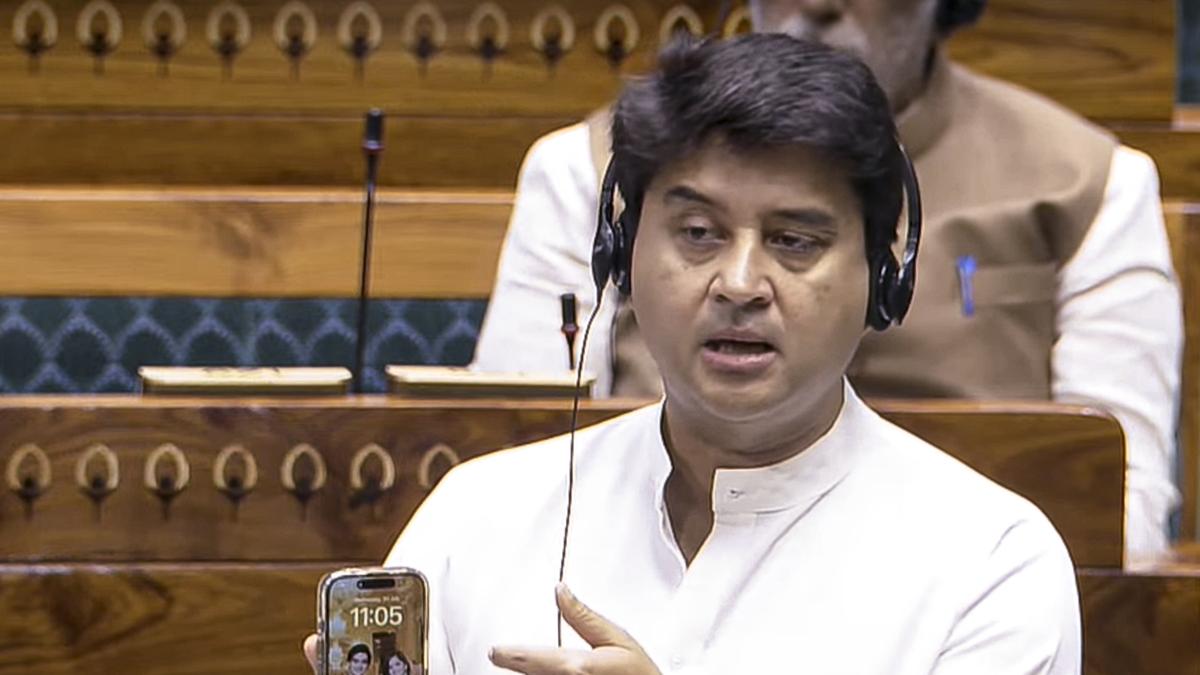 govt-taking-steps-to-curb-cyber-crimes:-jyotiraditya-scindia