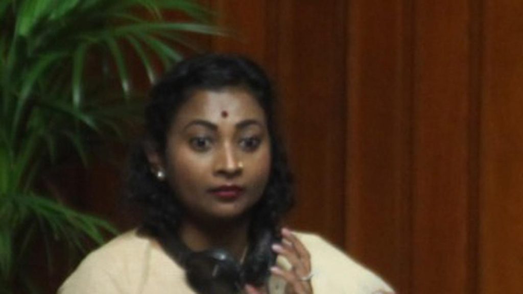 Congress MLA Nayana Motamma Sparks Buzz by Sharing Stage with Pramod Mutalik in Mudigere